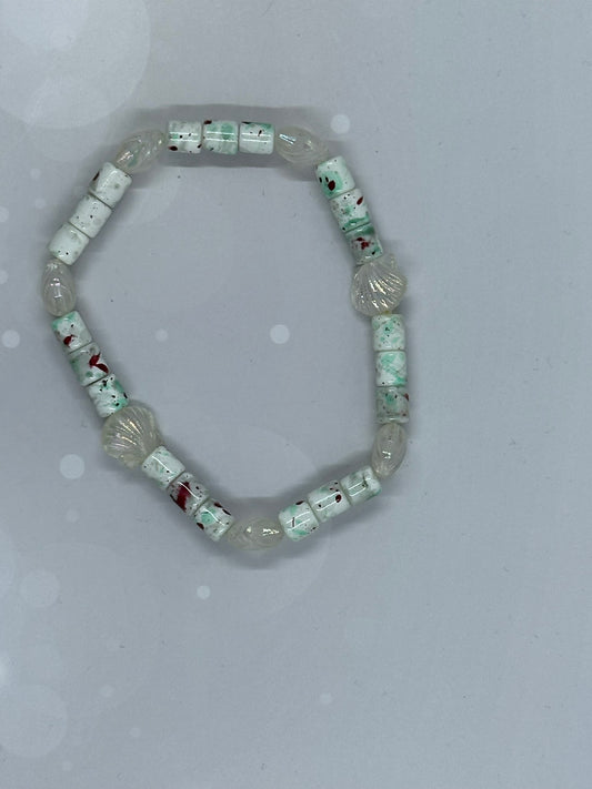 Winter Wonderland Bracelet – Handmade Beaded Jewelry with White, Mint & Clear Accents, Holiday Stretch Bracelet