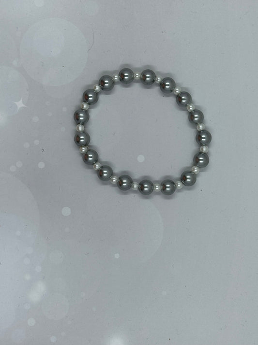 Silver and White Beaded Stretch Bracelet – Classic Everyday Jewelry